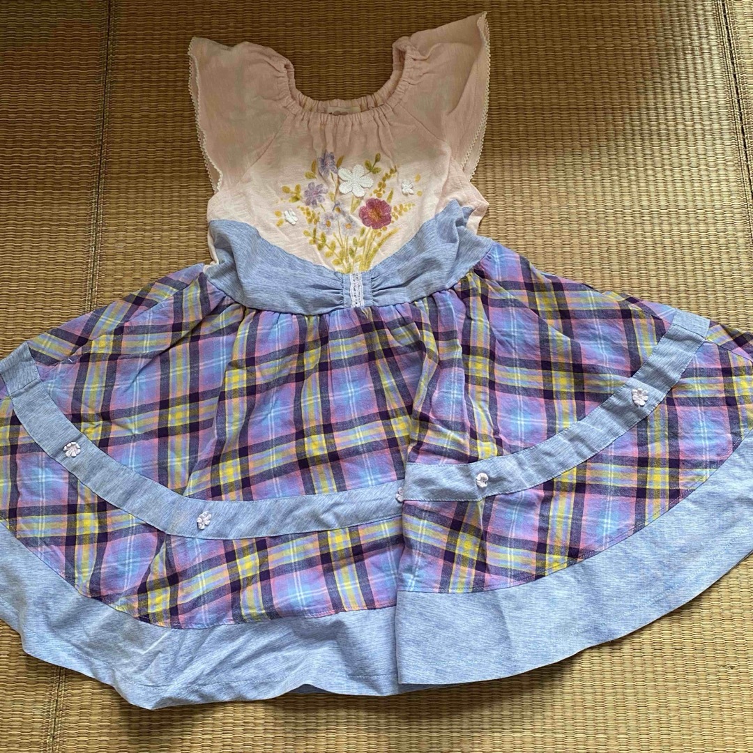 Souris(スーリー)の【新品】スーリー　ワンピース　110 キッズ/ベビー/マタニティのキッズ服女の子用(90cm~)(ワンピース)の商品写真