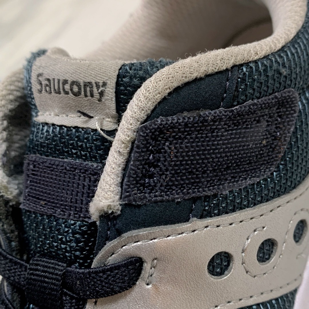 SAUCONY(サッカニー)のSaucony サッカニー キッズスニーカー 20cm ネイビー マジックテープ キッズ/ベビー/マタニティのキッズ靴/シューズ(15cm~)(スニーカー)の商品写真