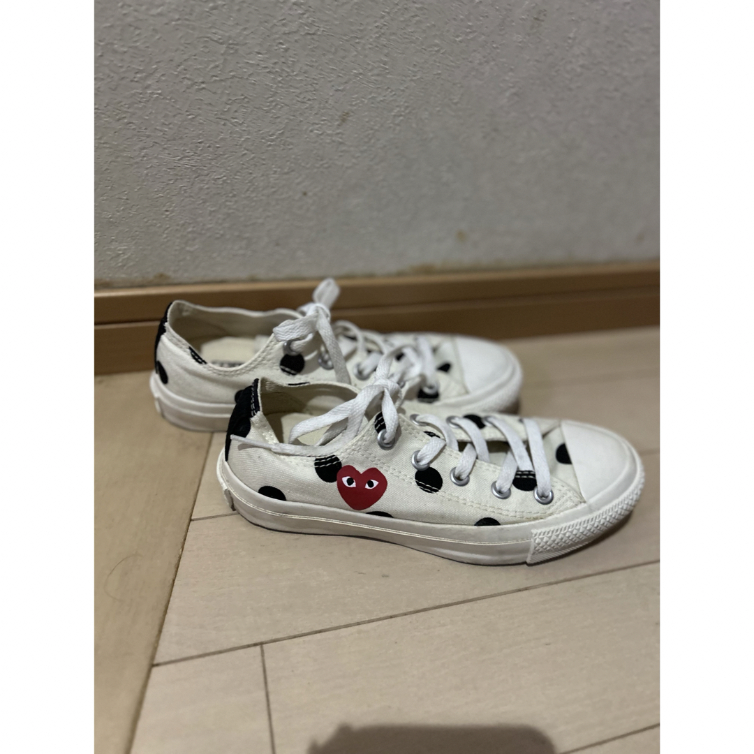 COMME des GARCONS(コムデギャルソン)のコムデギャルソンプレイx コンバースオールスターコラボ チャックテイラー　ドット レディースの靴/シューズ(スニーカー)の商品写真