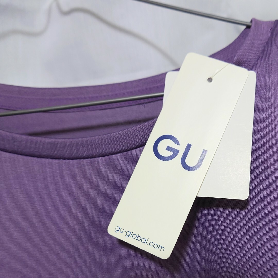 GU(ジーユー)の新品 未使用 GU フロントタックT ノースリーブ パープル XL レディースのトップス(Tシャツ(半袖/袖なし))の商品写真