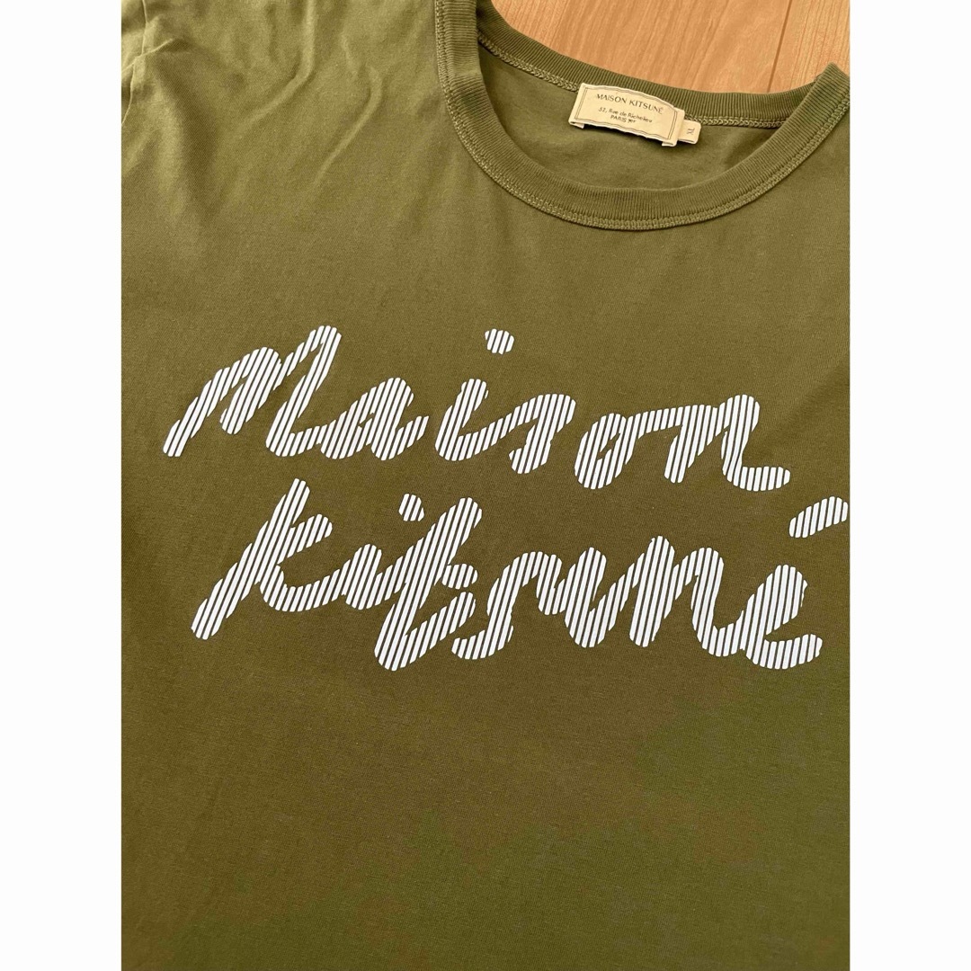 MAISON KITSUNE'(メゾンキツネ)のメゾンキツネ　Tシャツ　MAISON KITSUNE カーキ　メンズ　本物 メンズのトップス(Tシャツ/カットソー(半袖/袖なし))の商品写真