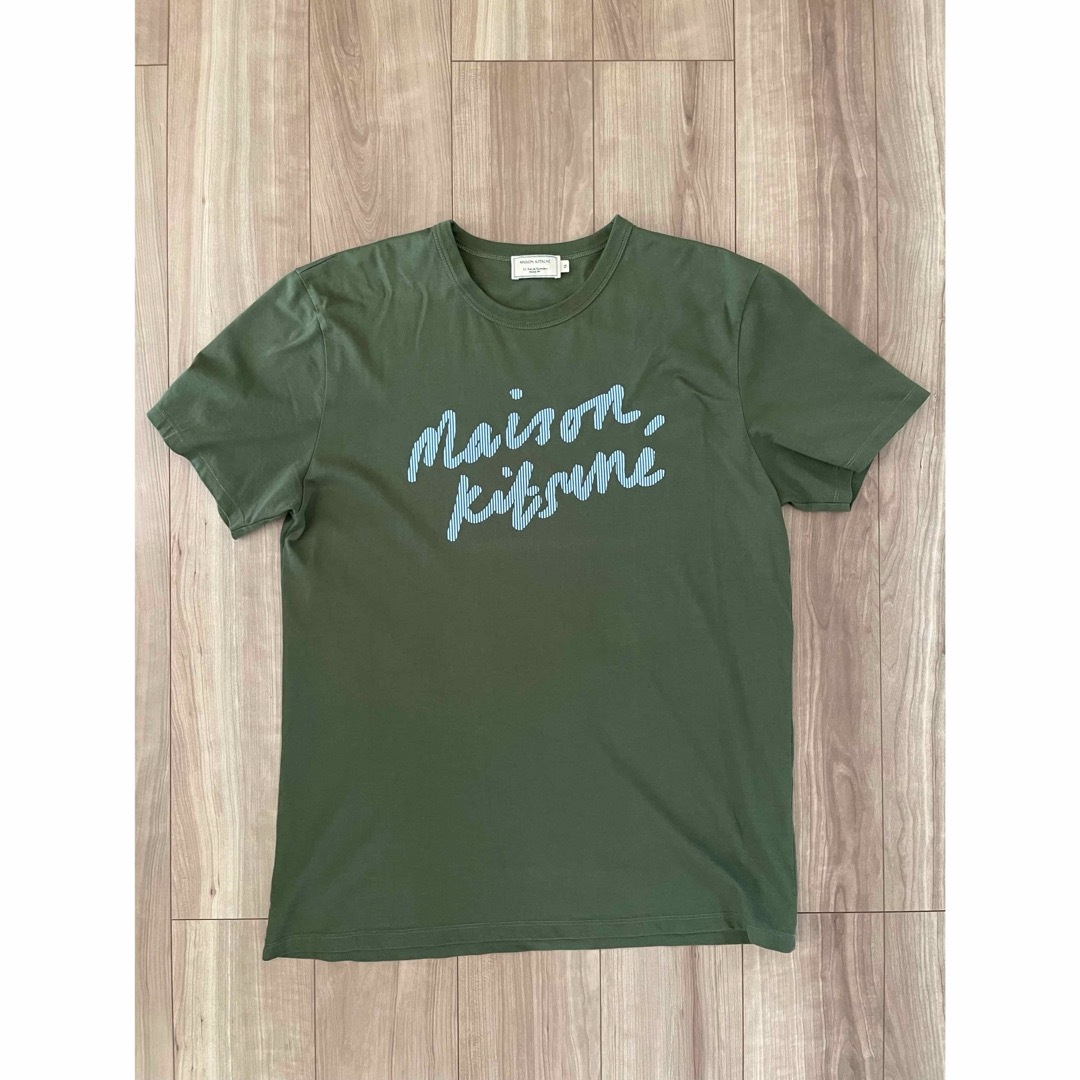 MAISON KITSUNE'(メゾンキツネ)のメゾンキツネ　Tシャツ　MAISON KITSUNE カーキ　メンズ　本物 メンズのトップス(Tシャツ/カットソー(半袖/袖なし))の商品写真