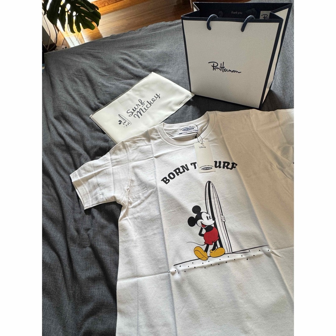 Ron Herman(ロンハーマン)のRHC SURF MICKEY T-SHIRTS / BORN TO SURF メンズのトップス(Tシャツ/カットソー(半袖/袖なし))の商品写真