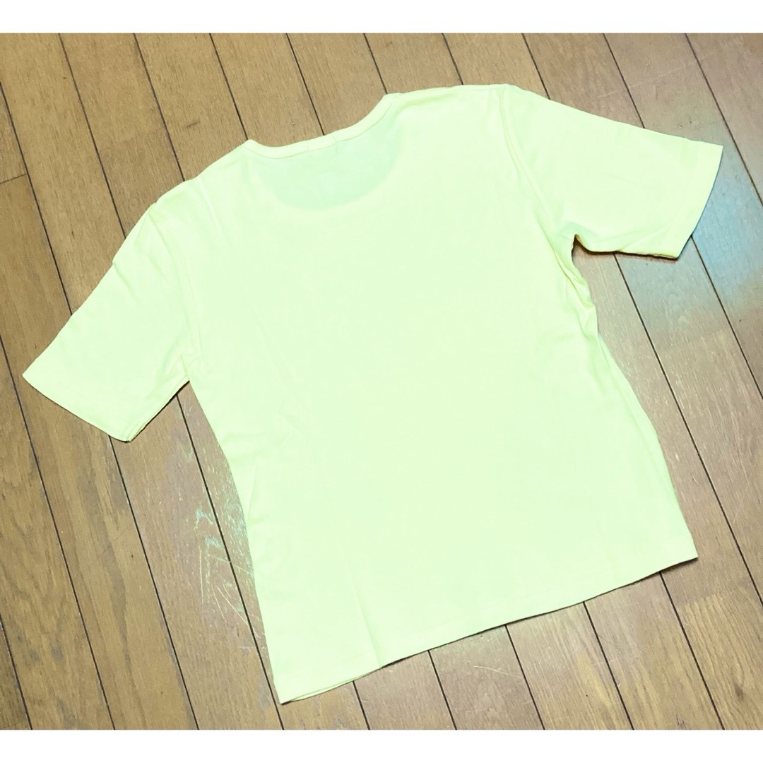 UNIQLO(ユニクロ)の【UNIQLO】UネックTシャツ Lサイズ イエロー レディースのトップス(Tシャツ(半袖/袖なし))の商品写真