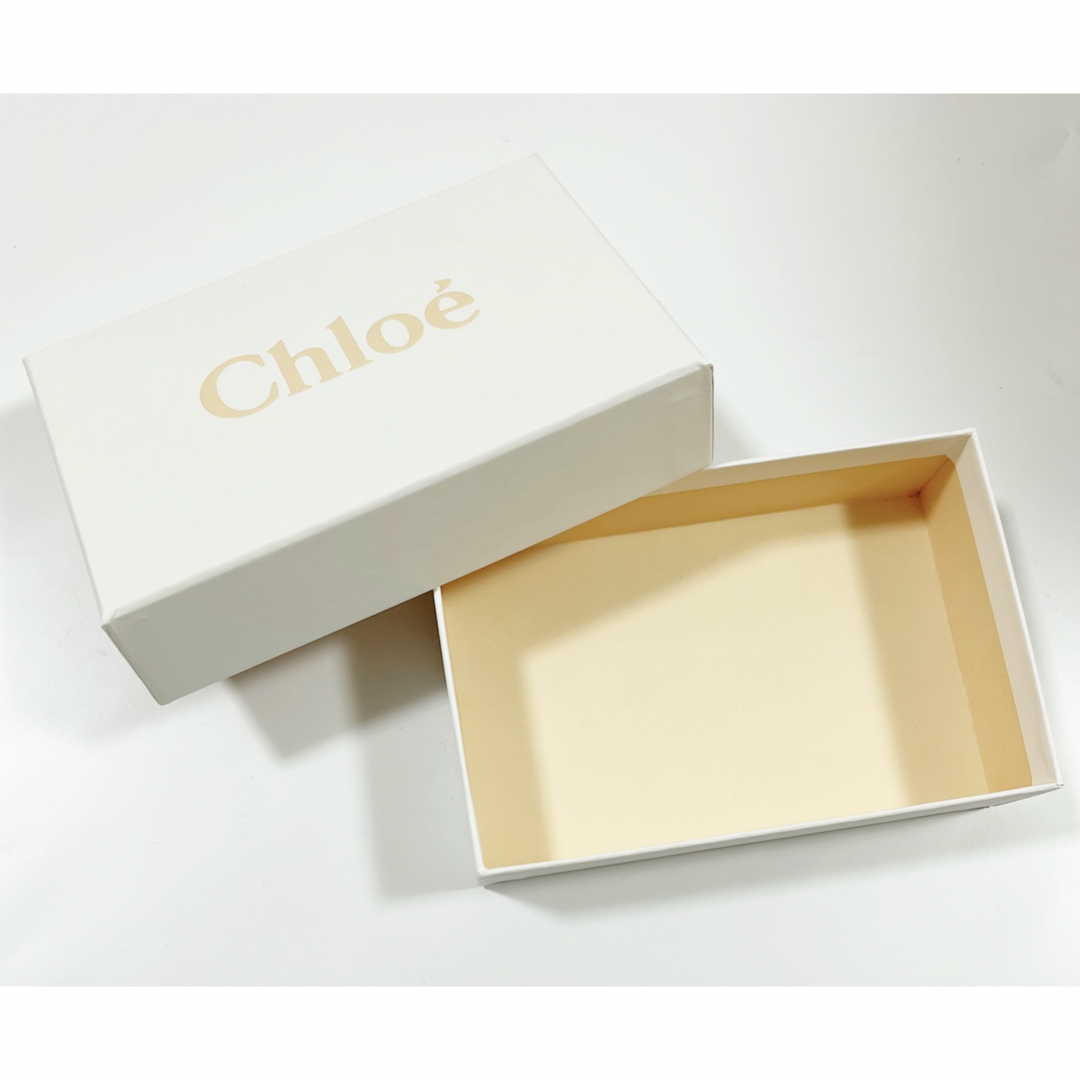 Chloe(クロエ)のChloe クロエ  カードケース 空箱 & 保存袋 セット インテリア/住まい/日用品のオフィス用品(ラッピング/包装)の商品写真