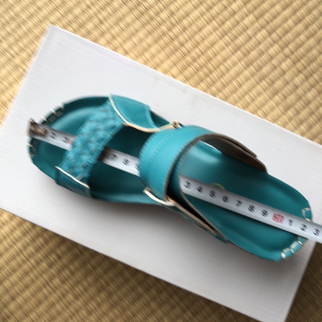 Belluna(ベルーナ)の☆美品ターコイズブルー 春夏ミュール&サンダル S (実寸23cm)☆ レディースの靴/シューズ(ミュール)の商品写真