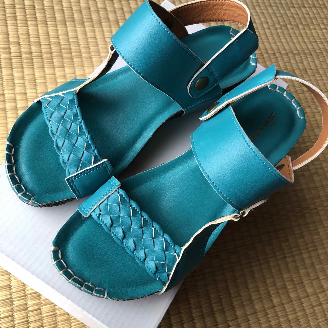Belluna(ベルーナ)の☆美品ターコイズブルー 春夏ミュール&サンダル S (実寸23cm)☆ レディースの靴/シューズ(ミュール)の商品写真