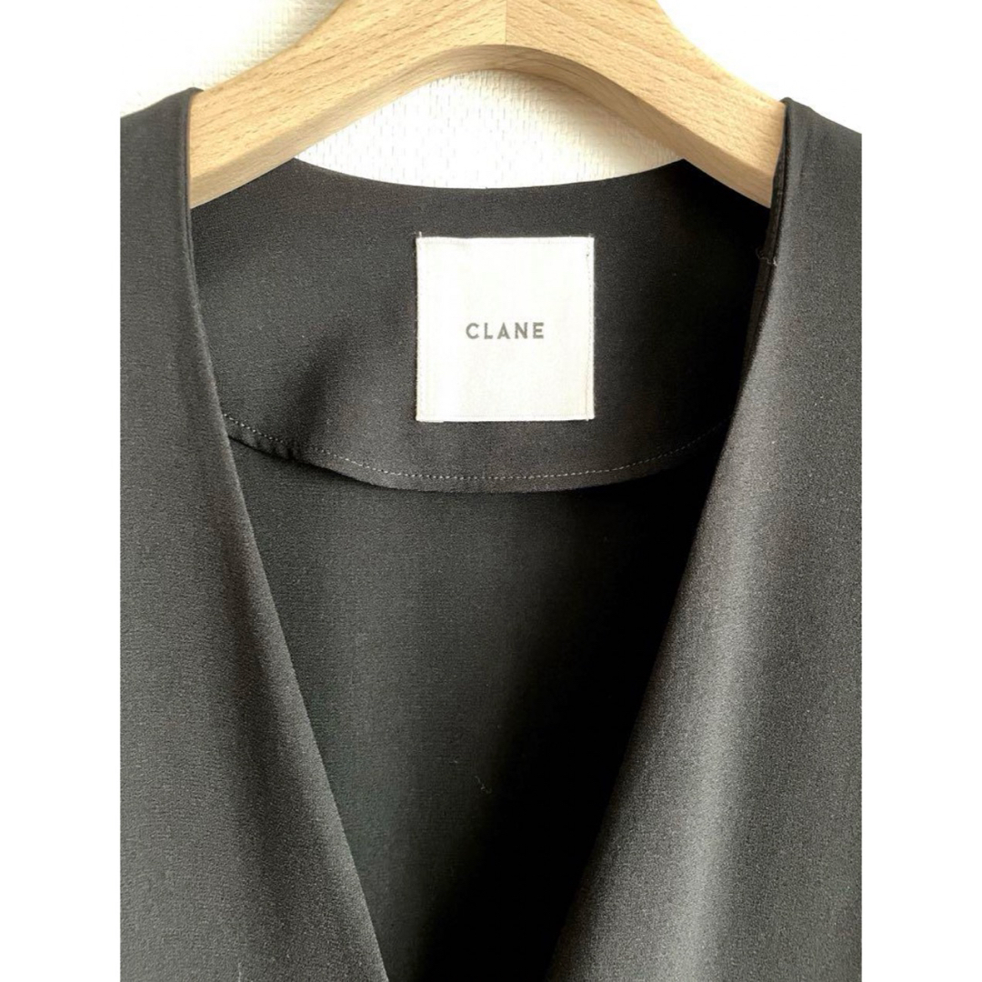 CLANE(クラネ)の★美品★ CLANE クラネ プリーツ切替 ジャケット ワンピース 黒 レディースのワンピース(その他)の商品写真