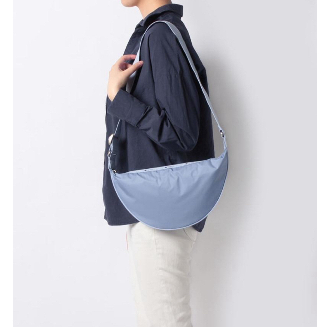 LeSportsac(レスポートサック)のLeSportsac レスポートサック ESSENTIAL SLING ブルー レディースのバッグ(ショルダーバッグ)の商品写真