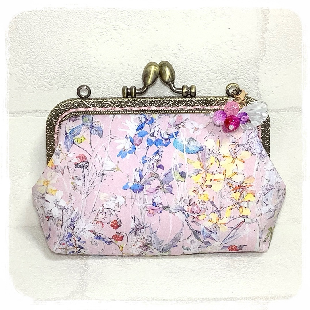 LIBERTY.(リバティ)の❁ Wild Flowers ワイルド・フラワーズ❁ ハンドメイド ハンドメイドのファッション小物(ポーチ)の商品写真