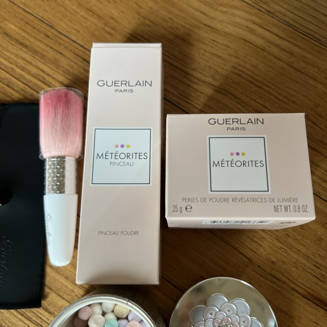 GUERLAIN(ゲラン)のゲラン GUERLAIN メテオリットビーユ 2 クレール コスメ/美容のベースメイク/化粧品(フェイスパウダー)の商品写真