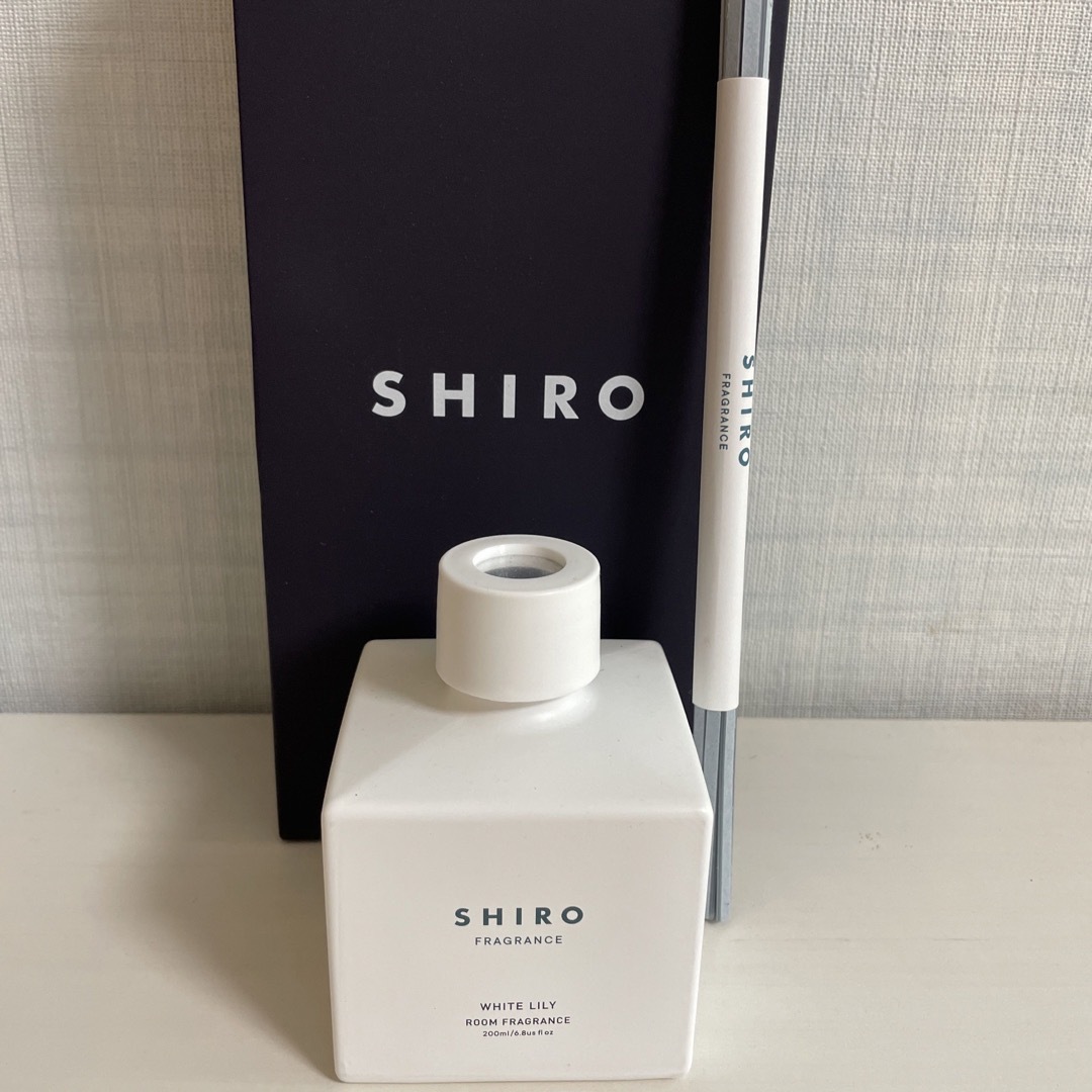 shiro(シロ)のSHIRO ホワイトリリー ルームフレグランス 200mL インテリア/住まい/日用品のキッチン/食器(その他)の商品写真