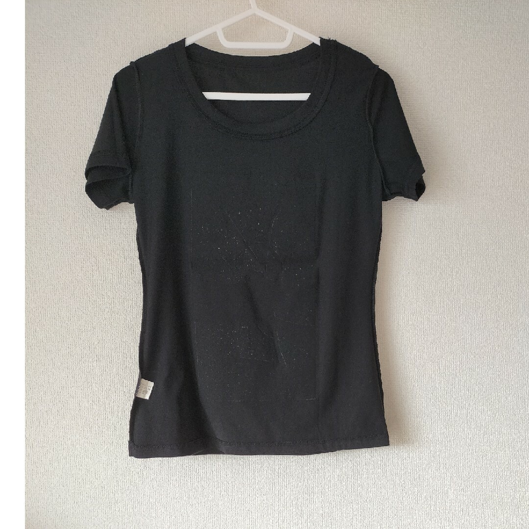 値下げ!YSL ビッグロゴチビTシャツ レディースのトップス(Tシャツ(半袖/袖なし))の商品写真