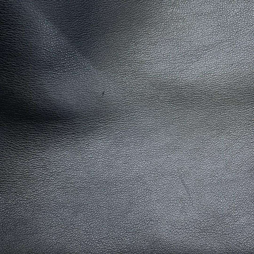 LOEWE(ロエベ)のロエベ ショルダーバッグ キュービィ カーフレザー B906K70X01 LOEWE バッグ 黒 メンズのバッグ(ショルダーバッグ)の商品写真