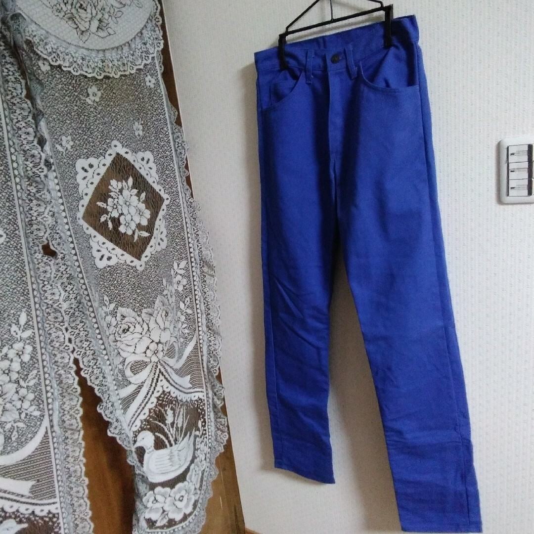 Levi's(リーバイス)のリーバイス　カラーデニムパンツ　ブルー メンズのパンツ(デニム/ジーンズ)の商品写真