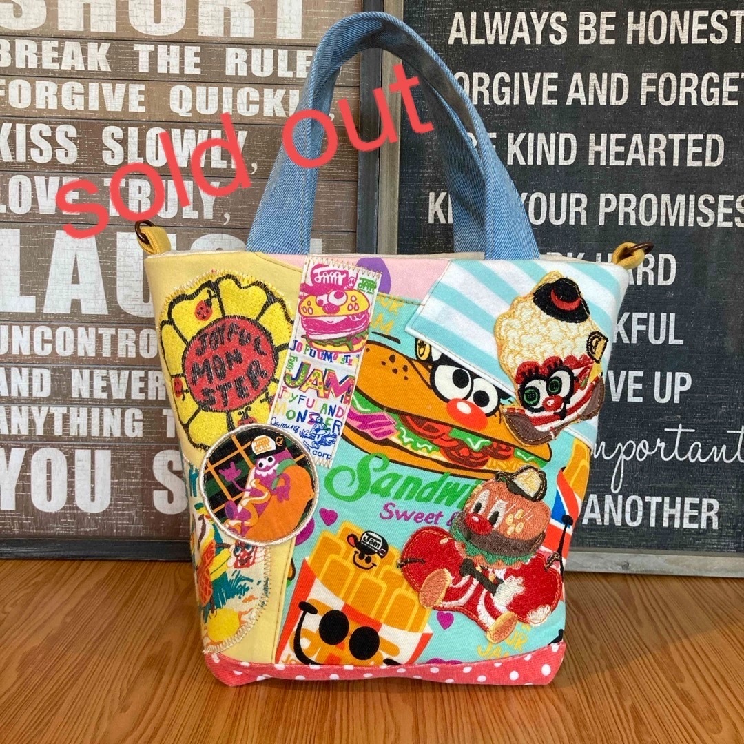 ハンドメイドバッグデニムリメイクアメリカンポップパッチワーク ハンドメイドバッグデニムリメイクアメリカンポップパッチワーク