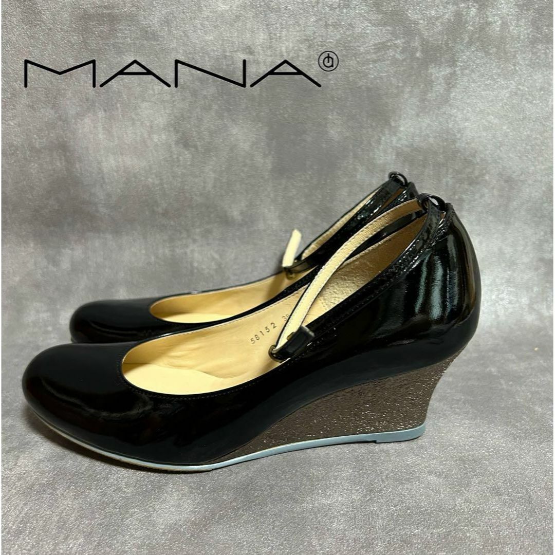 MANA マナ　エナメルストラップパンプス　35 ブラック レディースの靴/シューズ(ハイヒール/パンプス)の商品写真