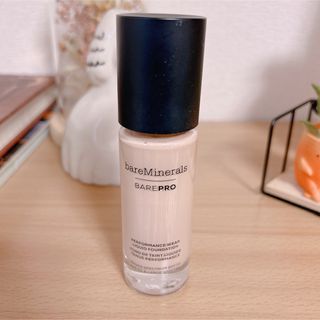 bareMinerals - 【ほぼ未使用】ベアミネラルベアプロ24HR  リキッドファンデーション 09