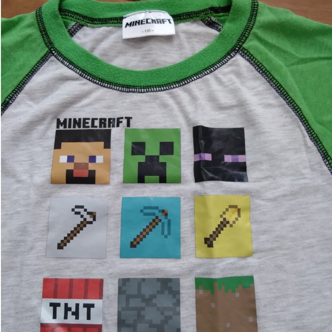 Minecraft 半袖パジャマ 120サイズ キッズ/ベビー/マタニティのキッズ服男の子用(90cm~)(パジャマ)の商品写真