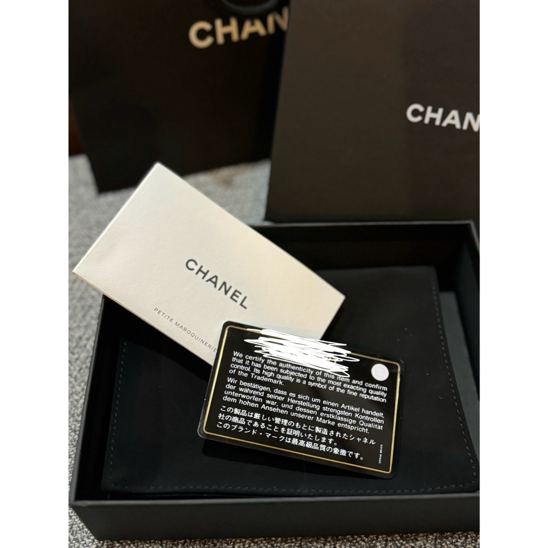 CHANEL(シャネル)のCHANEL シャネル  クラシック キャビアスキン  レディース 三つ折り財布 レディースのファッション小物(財布)の商品写真