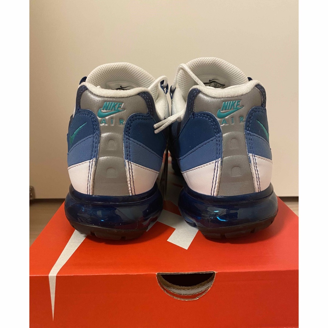 NIKE(ナイキ)の【完売品】NIKE AIR VAPORMAX 95 FRENCH BLUE メンズの靴/シューズ(スニーカー)の商品写真