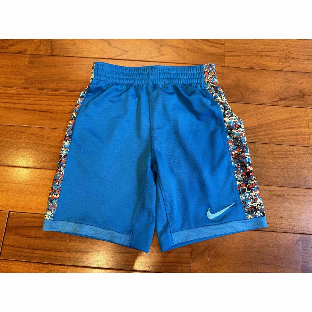 NIKE(ナイキ)のNIKE サッカー　ハーフパンツ　 キッズ/ベビー/マタニティのキッズ服男の子用(90cm~)(パンツ/スパッツ)の商品写真