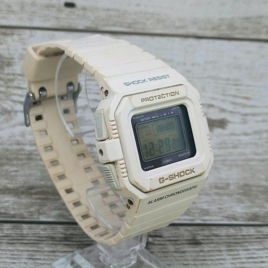 CASIO(カシオ)の動作品　CASIO G-SHOCK　腕時計　メンズ　レディース　カシオ　ホワイト メンズの時計(腕時計(デジタル))の商品写真