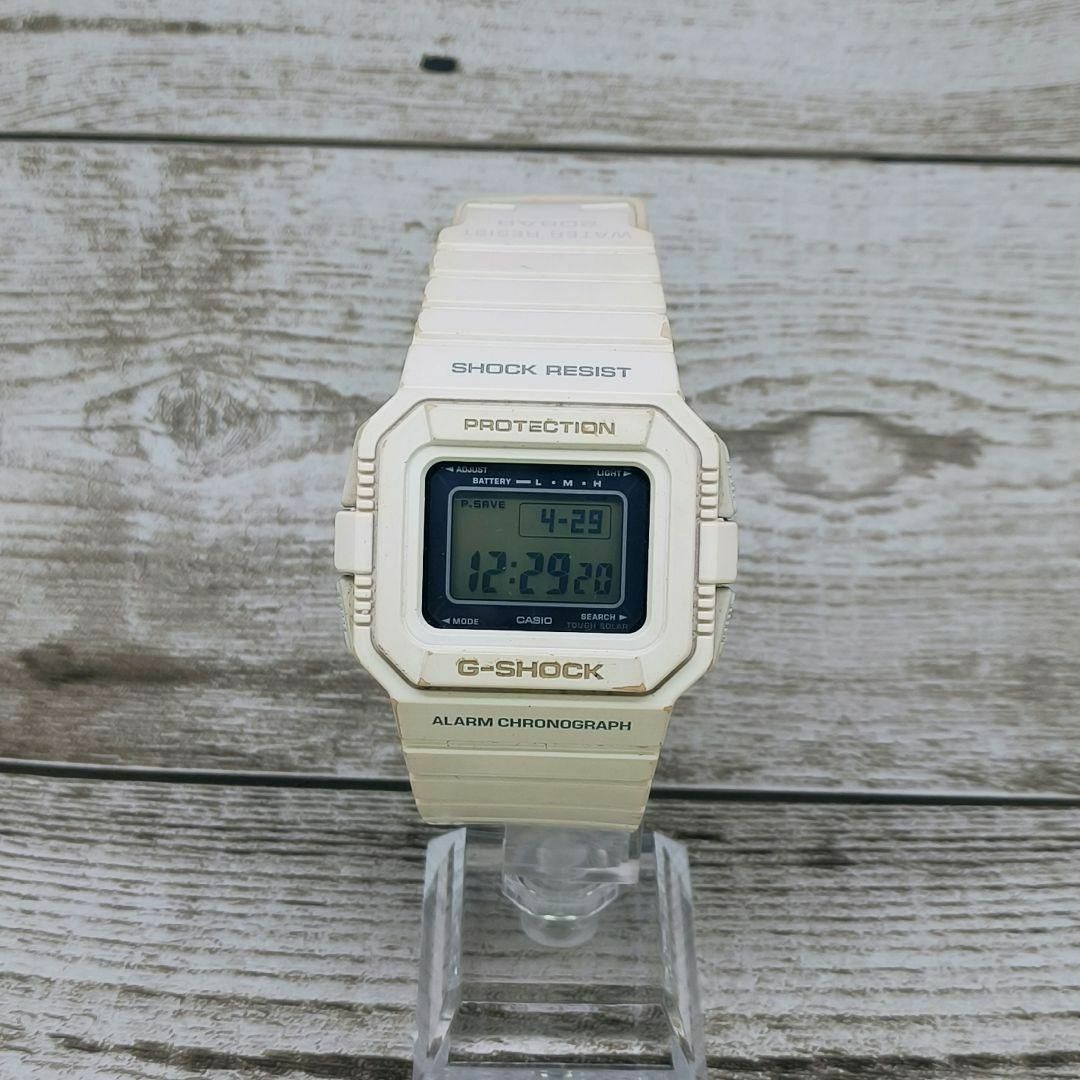 CASIO(カシオ)の動作品　CASIO G-SHOCK　腕時計　メンズ　レディース　カシオ　ホワイト メンズの時計(腕時計(デジタル))の商品写真