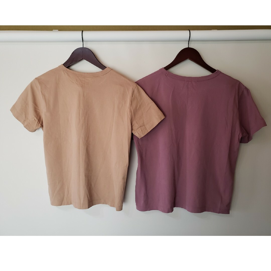 GU(ジーユー)の新品GU 無地シンプル半袖Tシャツ ベージュ&ピンク ML レディースのトップス(Tシャツ(半袖/袖なし))の商品写真