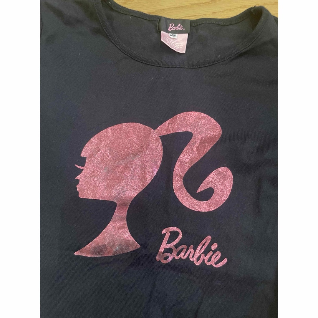 Barbie(バービー)のバービー　Tシャツ　140 2枚セット キッズ/ベビー/マタニティのキッズ服女の子用(90cm~)(Tシャツ/カットソー)の商品写真