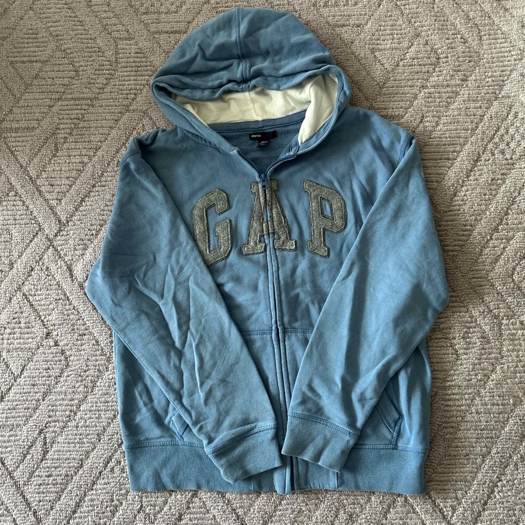 GAP Kids(ギャップキッズ)のGAPKIDSフード付きパーカー♪ キッズ/ベビー/マタニティのキッズ服男の子用(90cm~)(ジャケット/上着)の商品写真