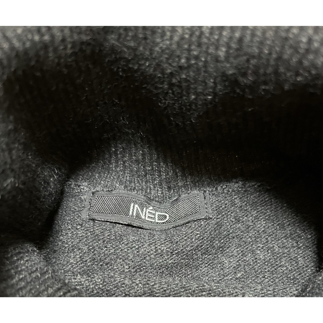 INED(イネド)のINED イネド グレー 半袖 タートルネックセーター レディースのトップス(ニット/セーター)の商品写真