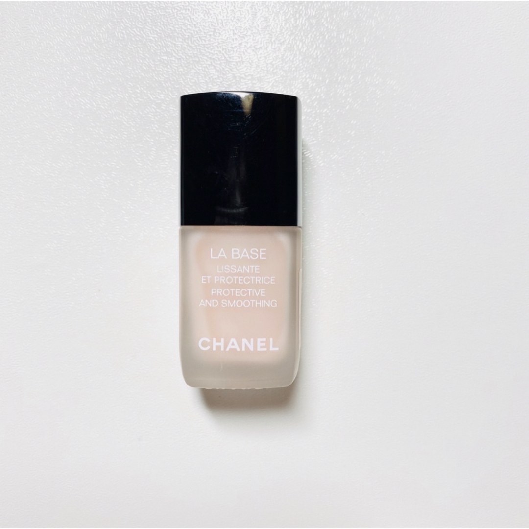 CHANEL(シャネル)のCHANEL ヴェルニ ラ バーズ ベースコート ネイル コスメ/美容のネイル(ネイルトップコート/ベースコート)の商品写真