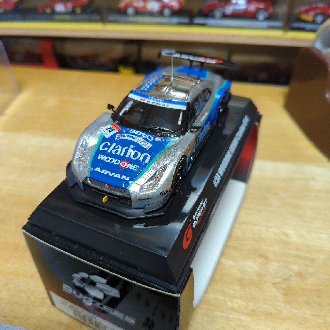 Bugzees 1/32 WOODONE ADVAN Clarion GT-R エンタメ/ホビーのおもちゃ/ぬいぐるみ(ミニカー)の商品写真