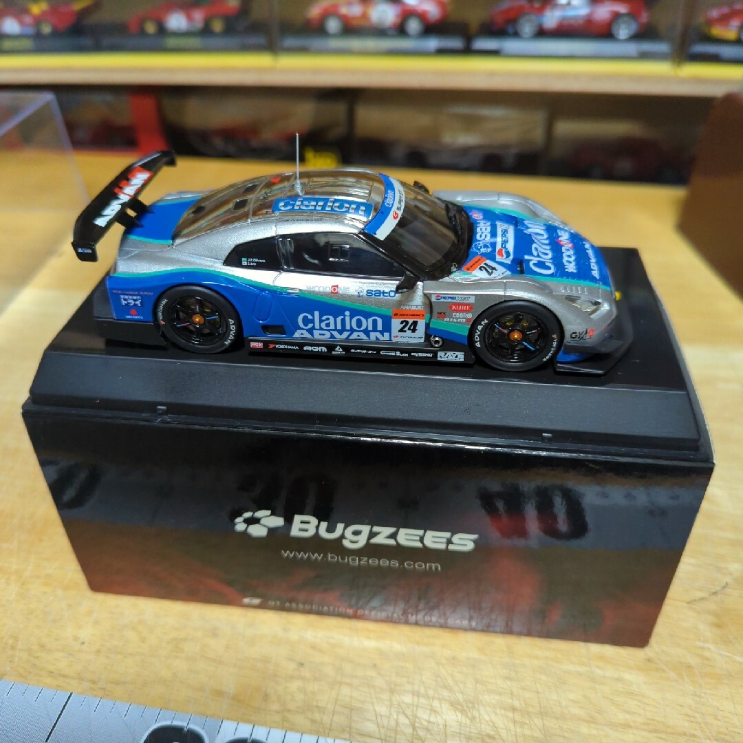 Bugzees 1/32 WOODONE ADVAN Clarion GT-R エンタメ/ホビーのおもちゃ/ぬいぐるみ(ミニカー)の商品写真