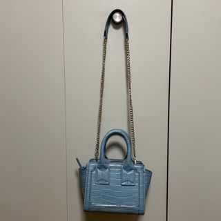 ザラ(ZARA)のZARAミニショルダーバッグ新品未使用お値下げ(ショルダーバッグ)