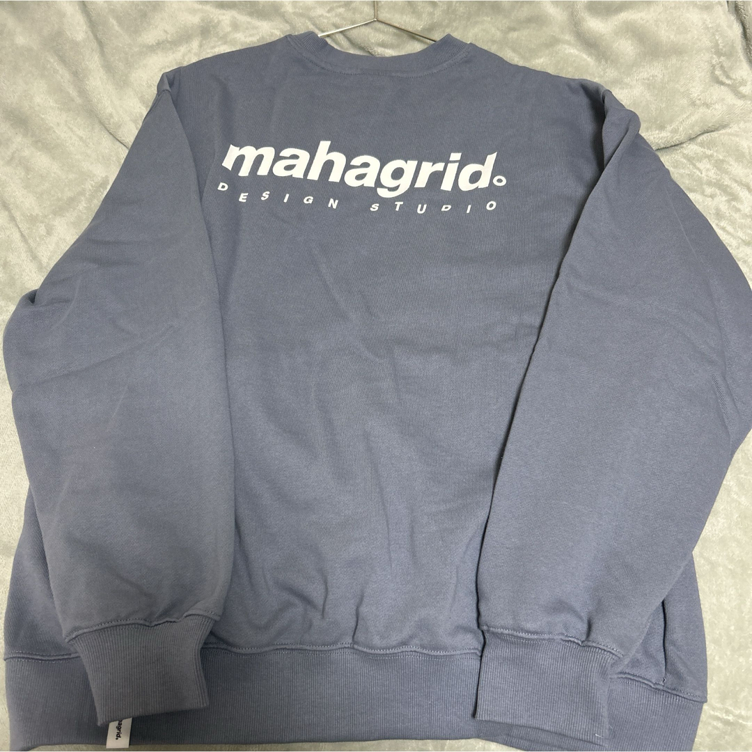 新品 未使用品　mahagrid トレーナー　L ブルー レディースのトップス(トレーナー/スウェット)の商品写真