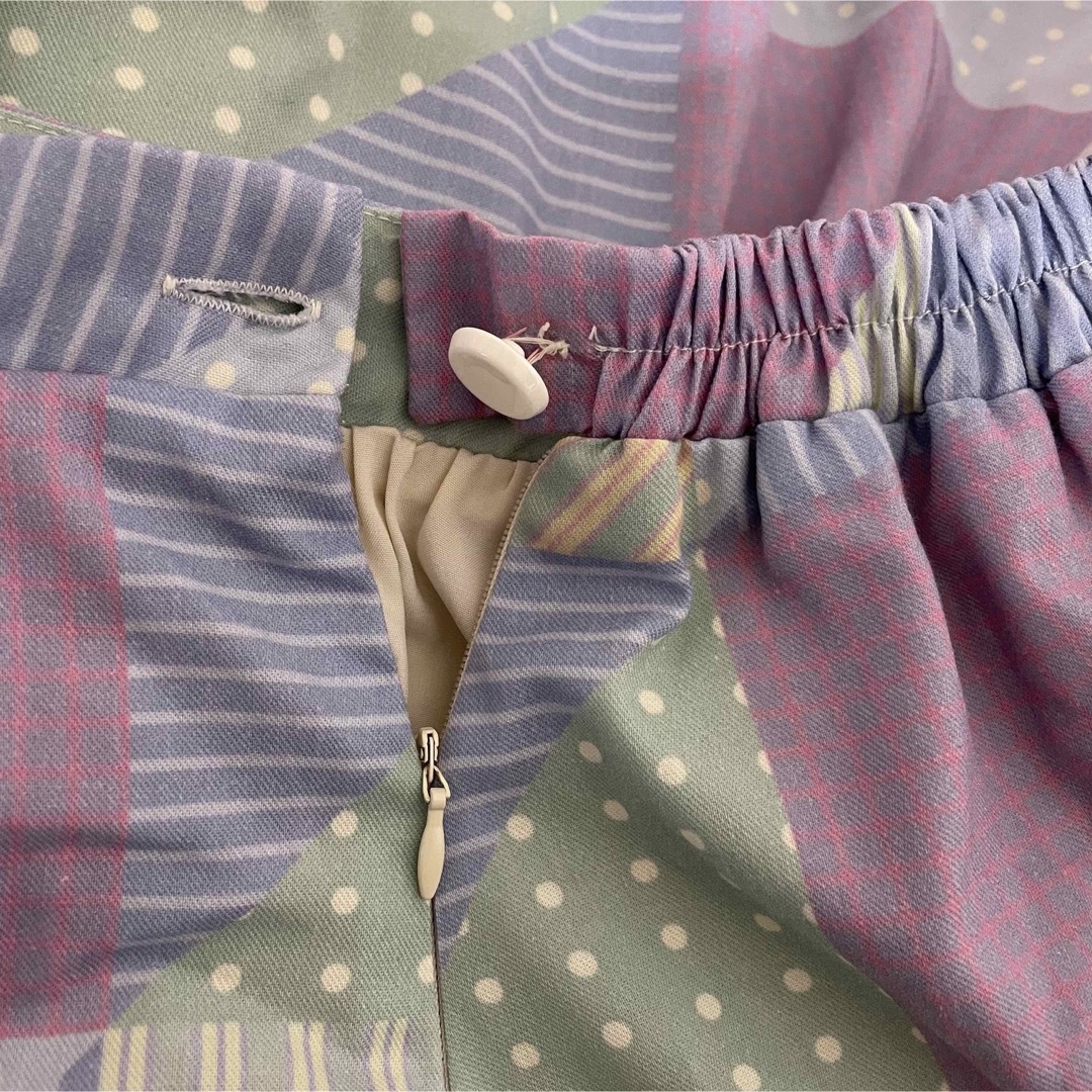 Par Avion(パラビオン)のパラビオン　フレアスカート　紫 レディースのスカート(ひざ丈スカート)の商品写真