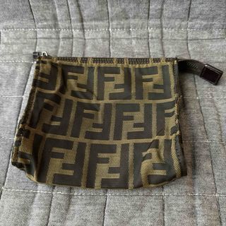 FENDI - FENDI フェンディー ズッカ ミニ ポーチ カーキ