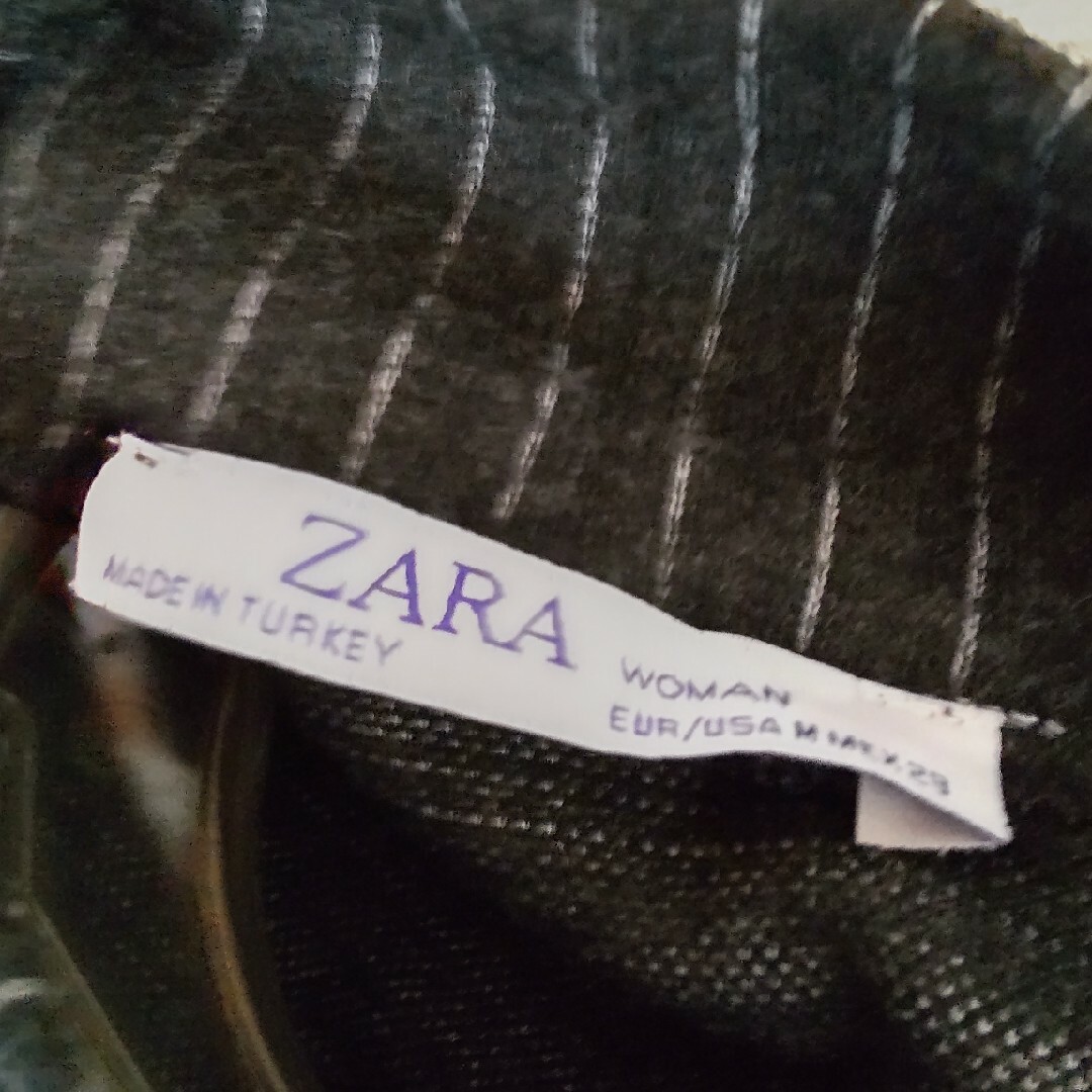 ZARA(ザラ)のザラ　膝丈ワンピース　М レディースのワンピース(ひざ丈ワンピース)の商品写真