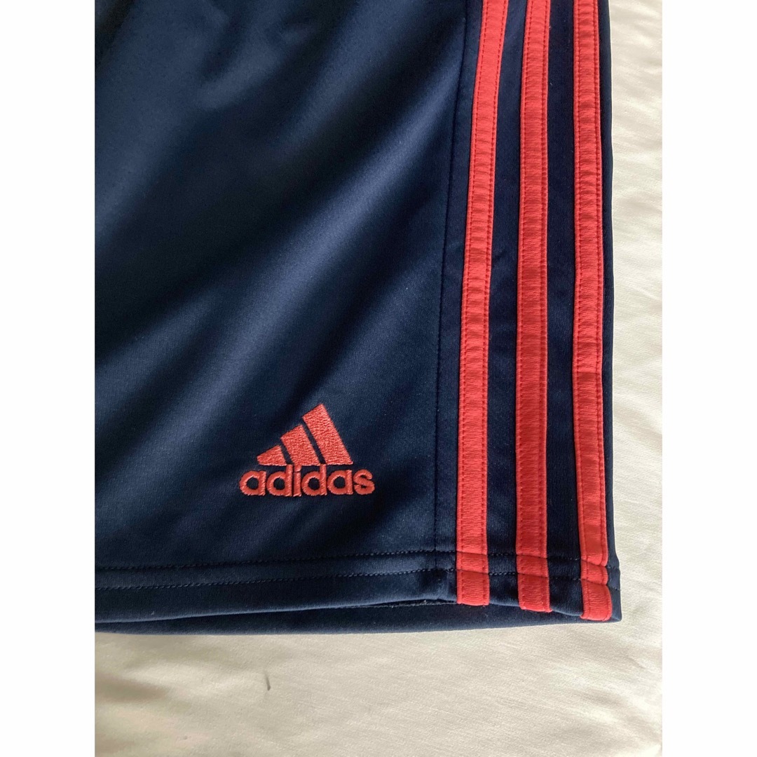 adidas(アディダス)のadidas アディダス　ハーフパンツ　150cm キッズ/ベビー/マタニティのキッズ服女の子用(90cm~)(パンツ/スパッツ)の商品写真