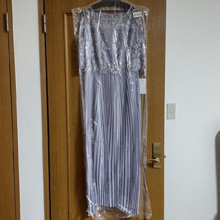 レイヤードデザインプリーツドレス(ロングドレス)