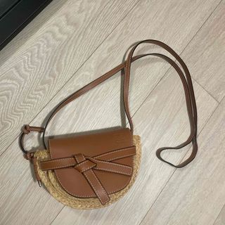 ロエベ(LOEWE)のloewe ロエベ ゲートミニ ラフィア(ショルダーバッグ)