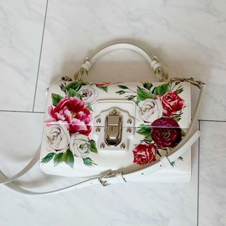 ドルチェアンドガッバーナ(DOLCE&GABBANA)のドルチェ＆ガッバーナ ショルダーバッグ 花柄 バラ柄(ショルダーバッグ)