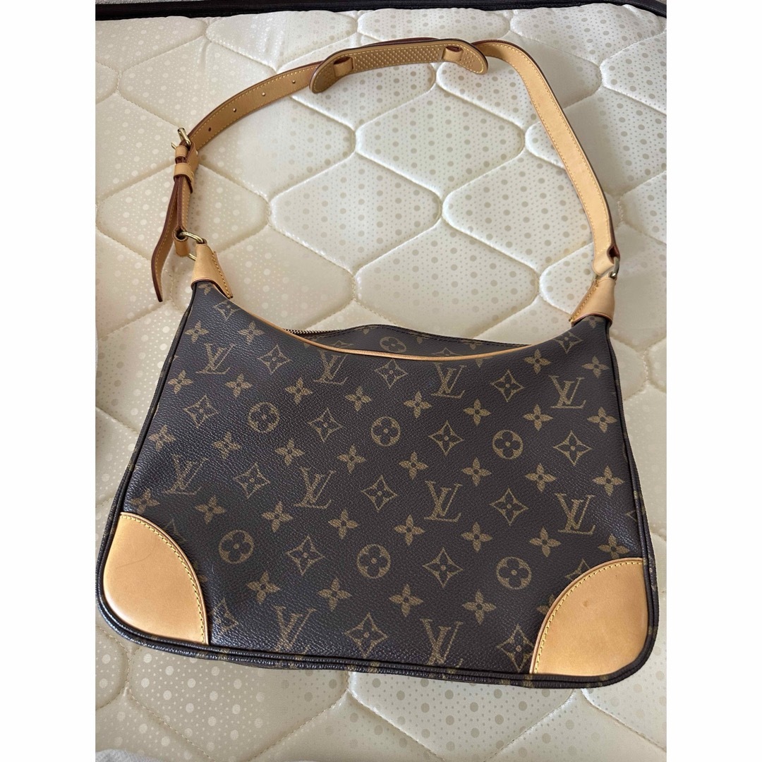 LOUIS VUITTON(ルイヴィトン)のルイヴィトン　ブローニュMM レディースのバッグ(ショルダーバッグ)の商品写真