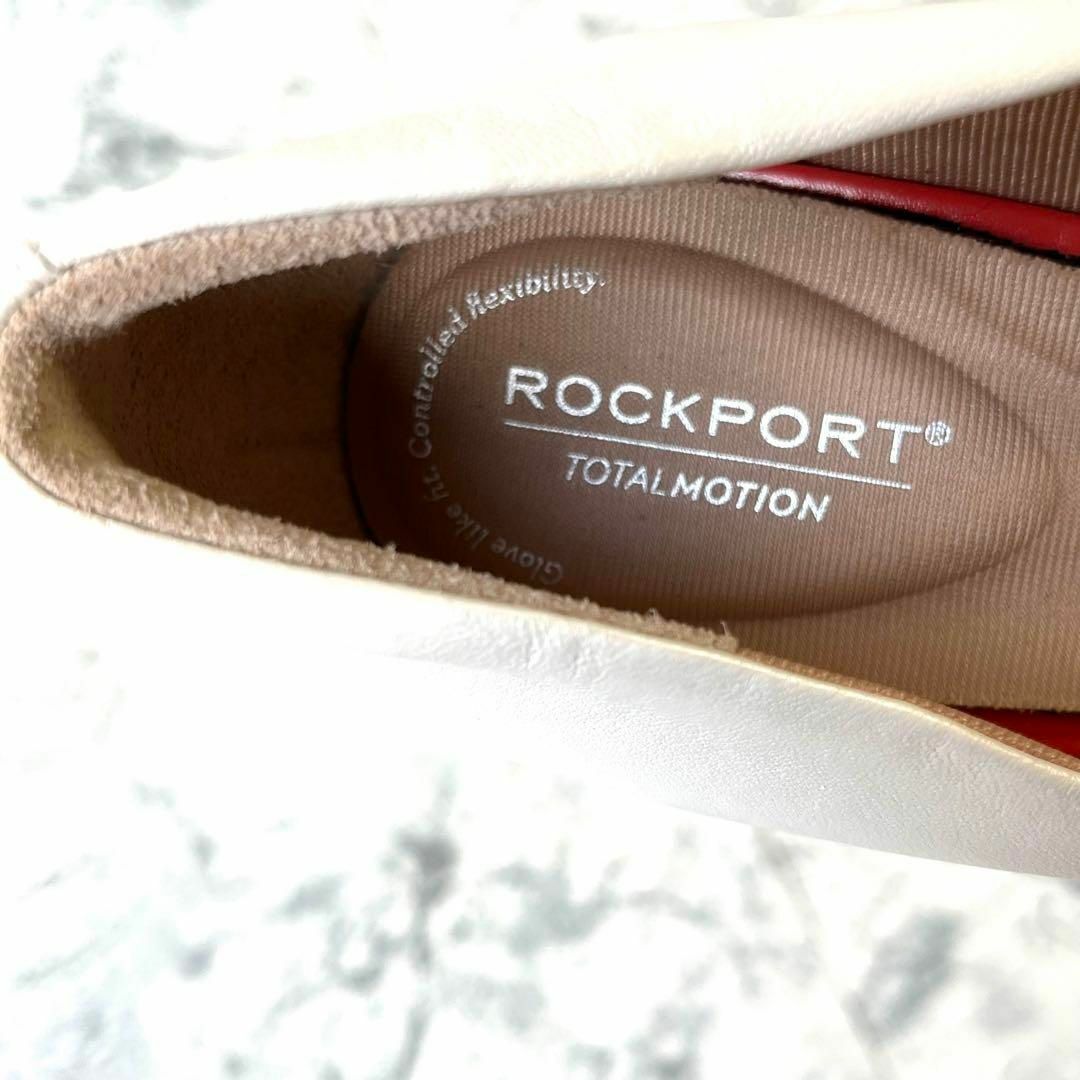 ROCKPORT(ロックポート)の美品 ROCKPORT パンプス アーモンドトゥ レザー ホワイト 25 レディースの靴/シューズ(ハイヒール/パンプス)の商品写真