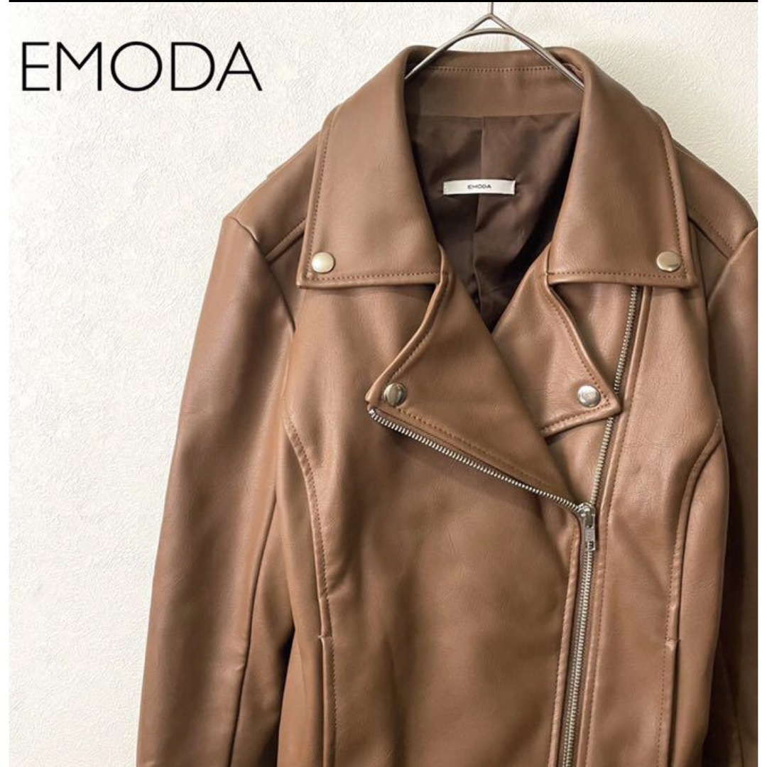 EMODA(エモダ)のレディースジャケット レディースのジャケット/アウター(ライダースジャケット)の商品写真