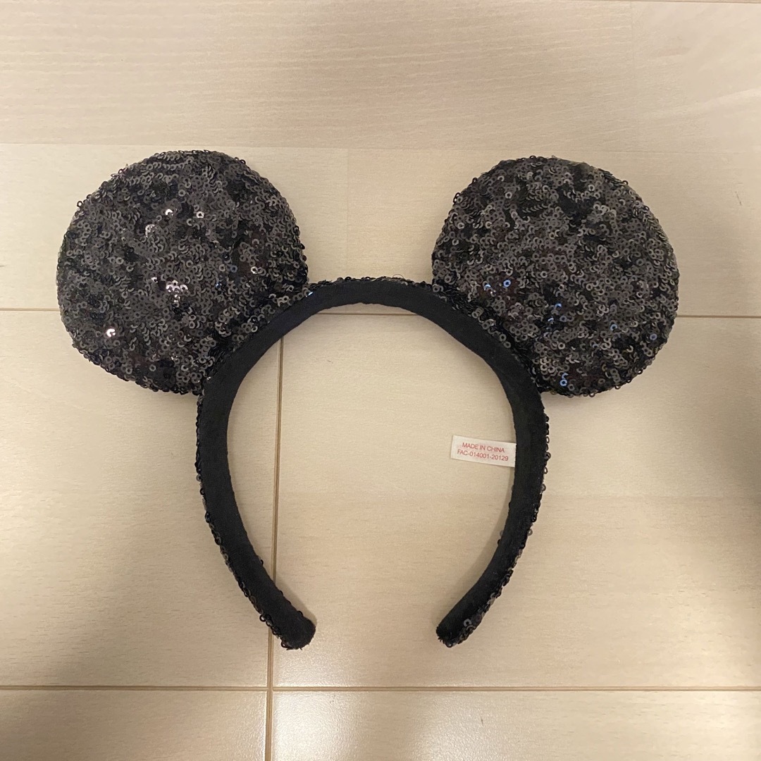 Disney(ディズニー)のディズニーカチューシャ　スパンコール レディースのヘアアクセサリー(カチューシャ)の商品写真