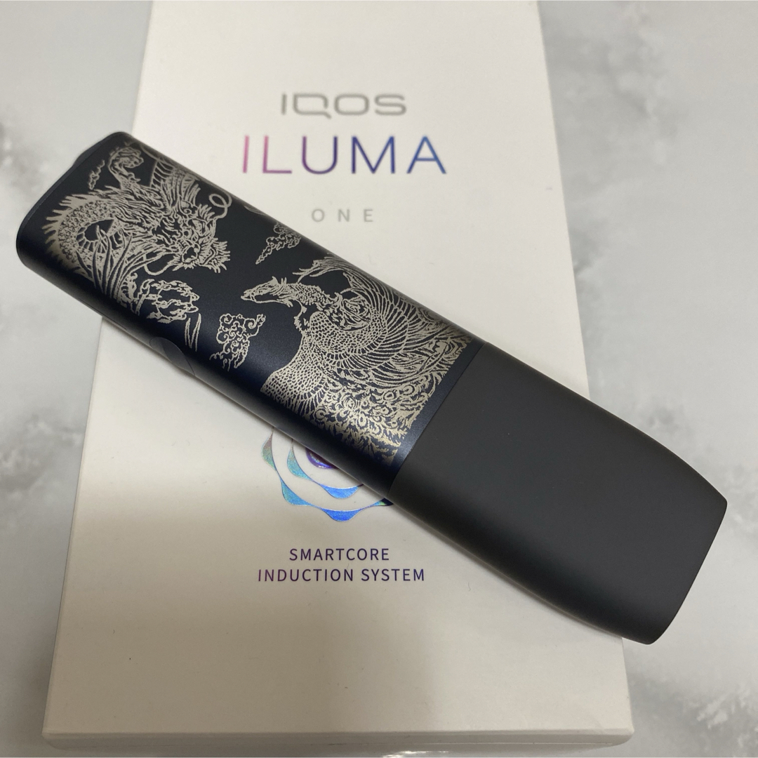 IQOS(アイコス)のiQOS ILUMA ONE イルマワン レーザー加工 龍 鳳凰 両面加工 黒 メンズのファッション小物(タバコグッズ)の商品写真