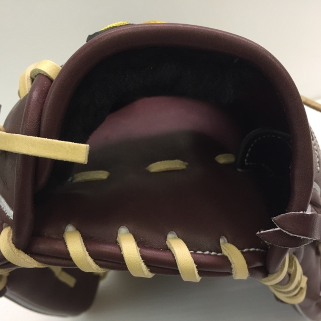 中古品 リュウ GLOVE STUDIO RYU 硬式 内野手用グローブ 1070 スポーツ/アウトドアの野球(グローブ)の商品写真